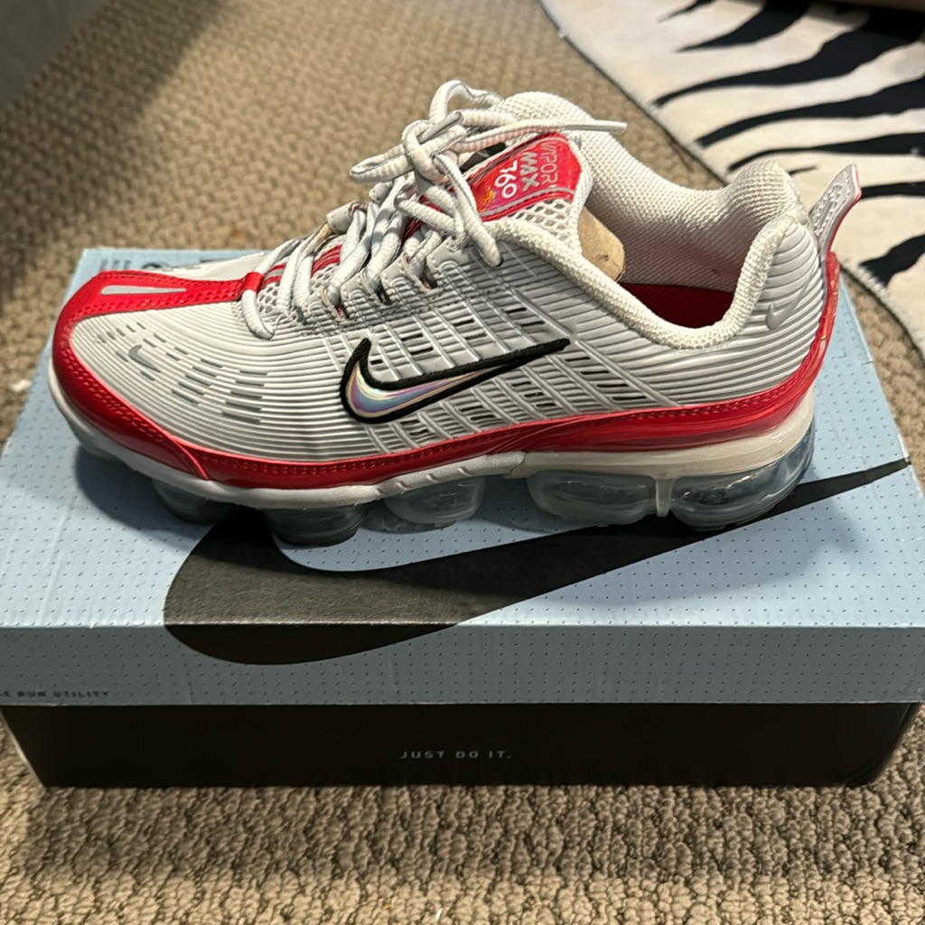 New Vapor Max 360 With Box